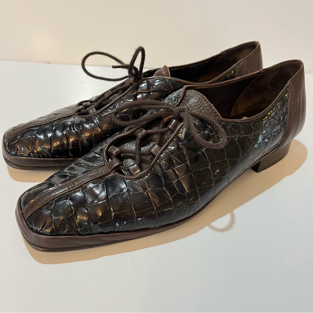 Amalfi by Rangoni Brown Croc Embossed Leather Lace Up Shoes 9.5 AA Narrow Fit